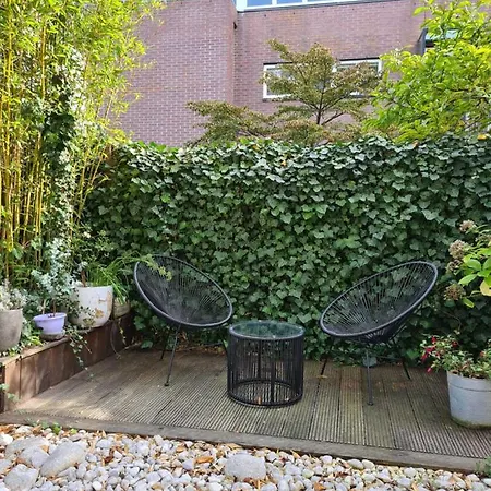 Bed and breakfast Great Canal - Water View & Free Parking Ámsterdam