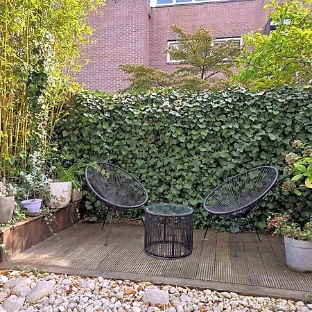 Guest house Great Canal - Ac, Water View & Free Parking