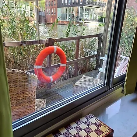 Guest house Great Canal - Ac, Water View & Free Parking
