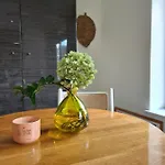Great Canal - Ac, Water View & Free Parking 게스트하우스