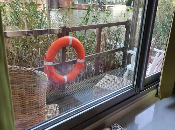 Pensión Great Canal - Ac, Water View & Free Parking